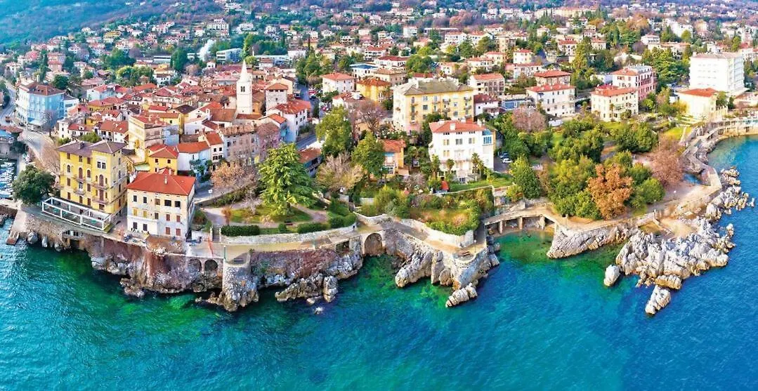 Villa Klaric Apartments ロヴラン