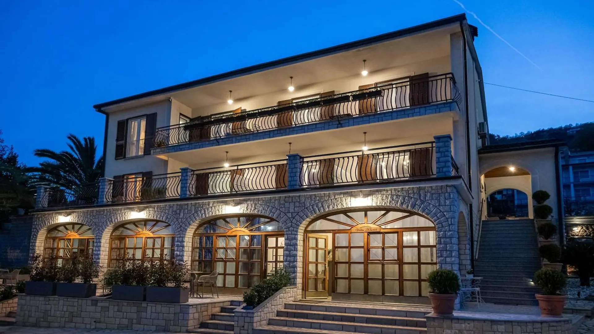 Επικοινωνία με το Villa Klaric Apartments